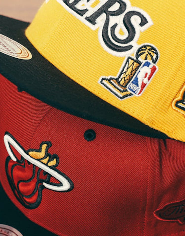 LA Lakers 2 X Championship Snapback Yellow/black