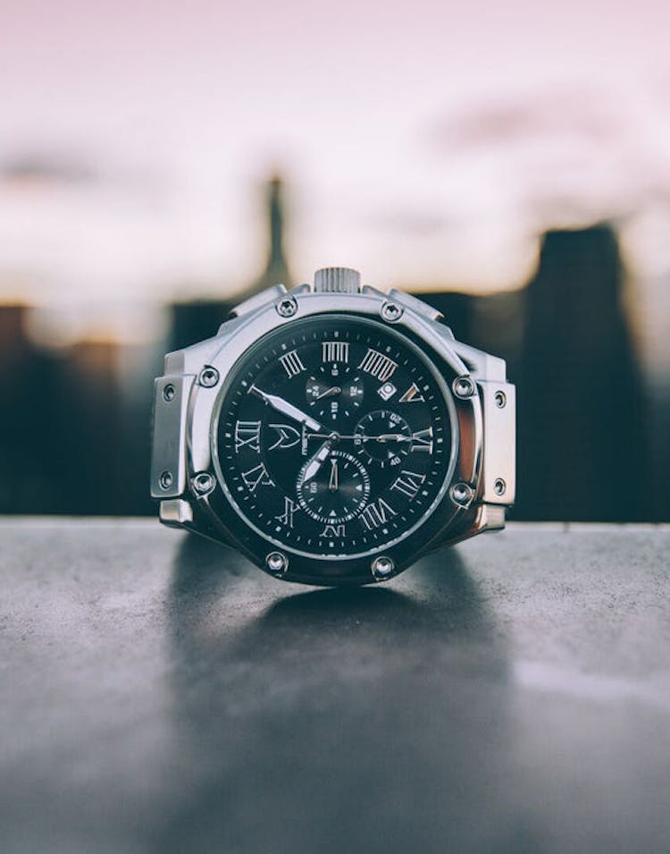 Ambassador Roman Numerals Black/silver