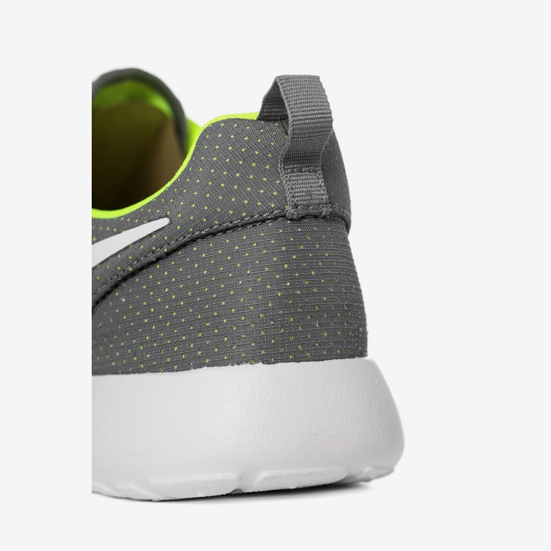 Roshe One Grey/white/yell
