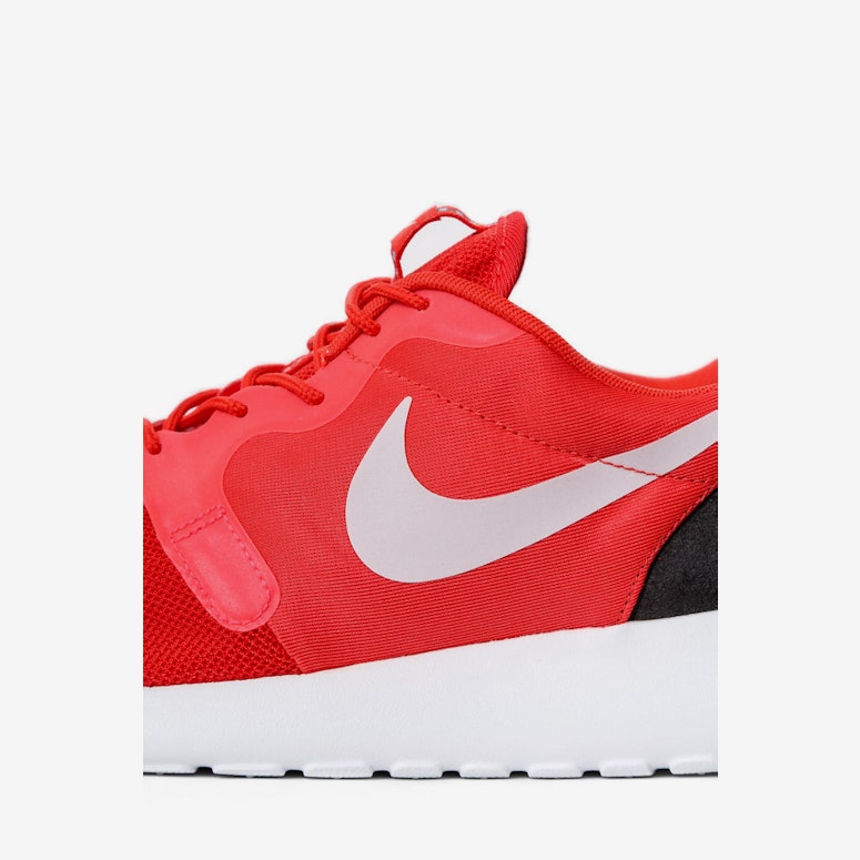 Nike Roshe Run Hyp Crimson/pink