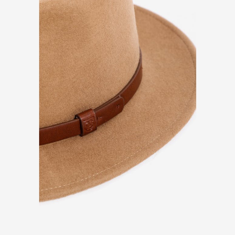 Messer Hat Tan