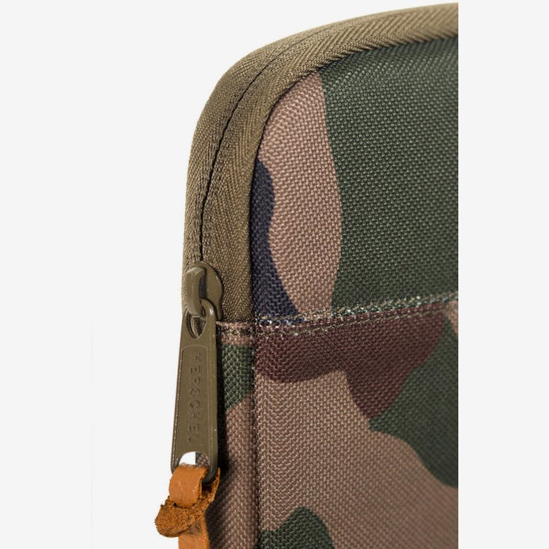 Anchor Sleeve 15 Inch Macbook Camo