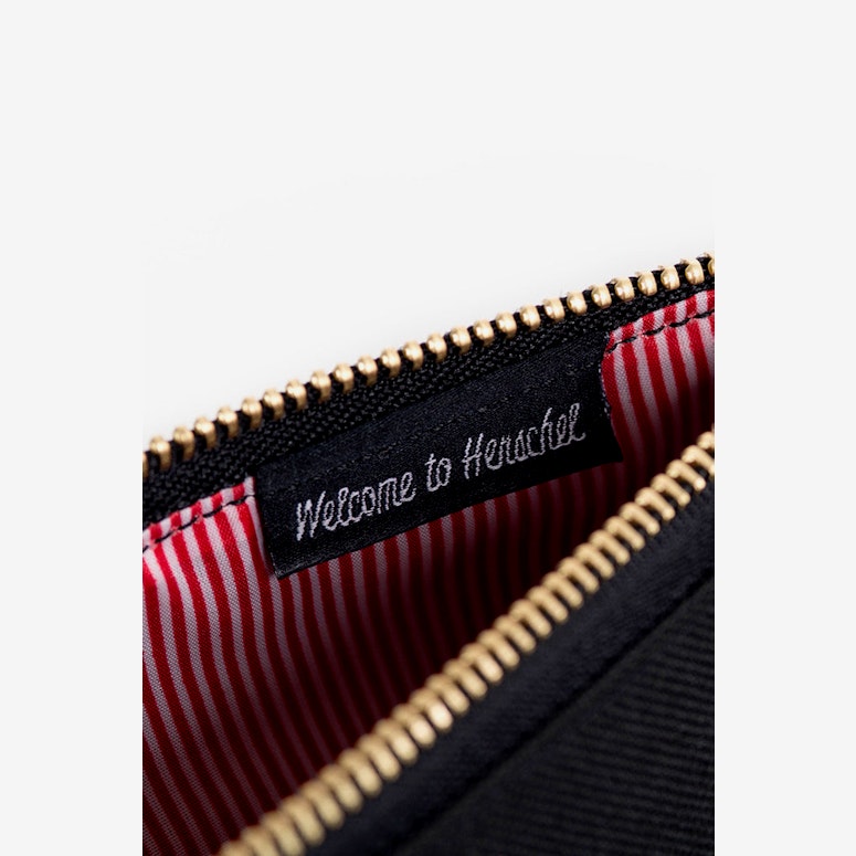 Network Medium Pouch Black