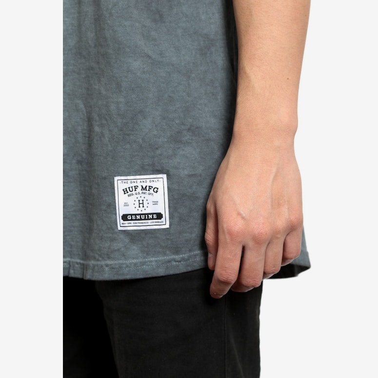 Script Enzyme Wash Henley Tee Grey