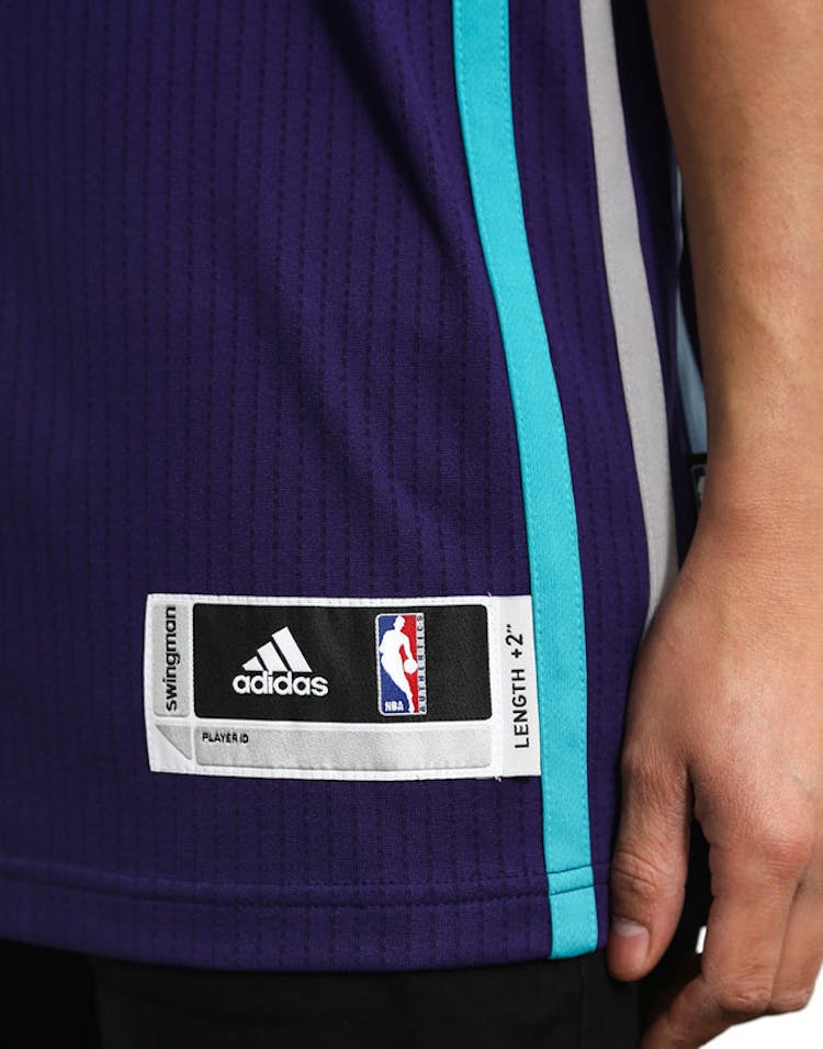 Hornets 15 Walker Swingmn Purple