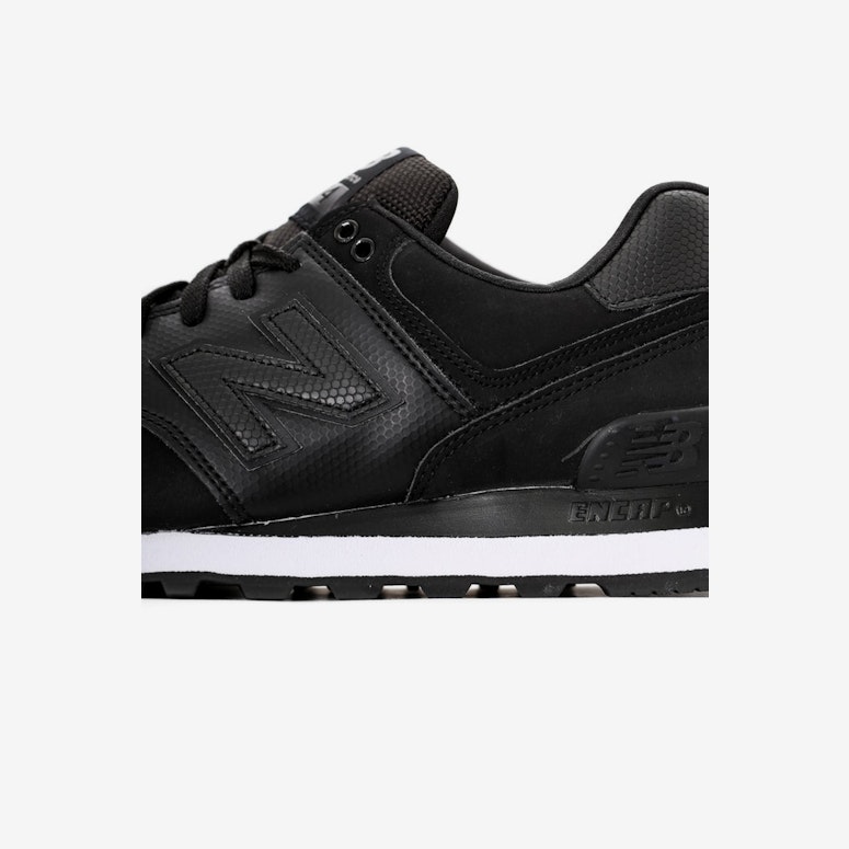 Stealth 574 Black/white