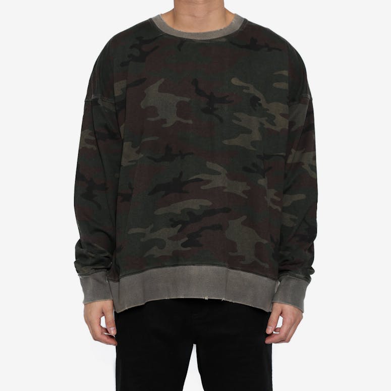 Oversized Sprayed Crew Neck Camo