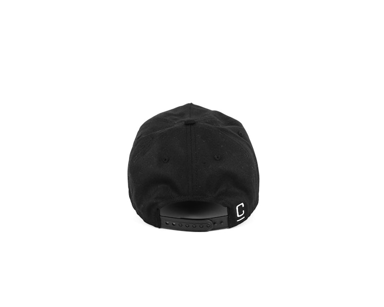 Captain Precurved Snapback Black