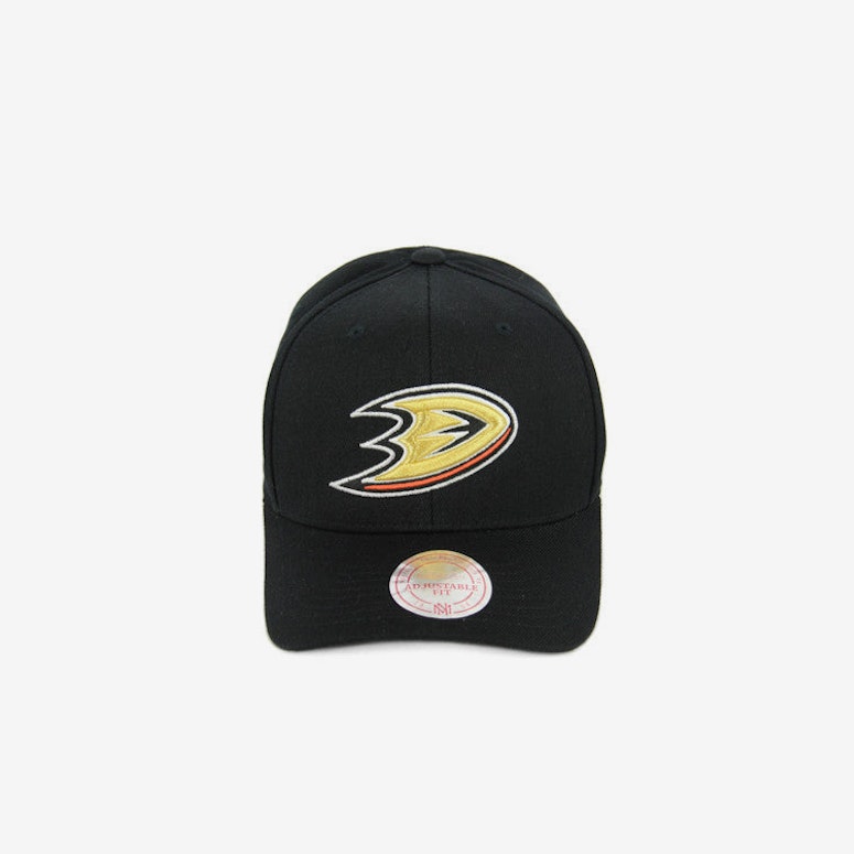 Ducks 110 Logo Curved Snapback Black