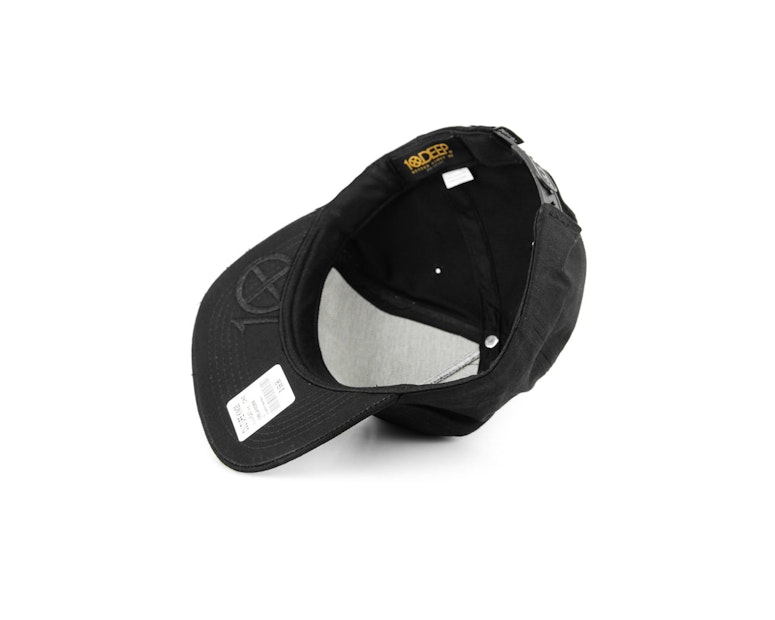 Islander Snapback Black