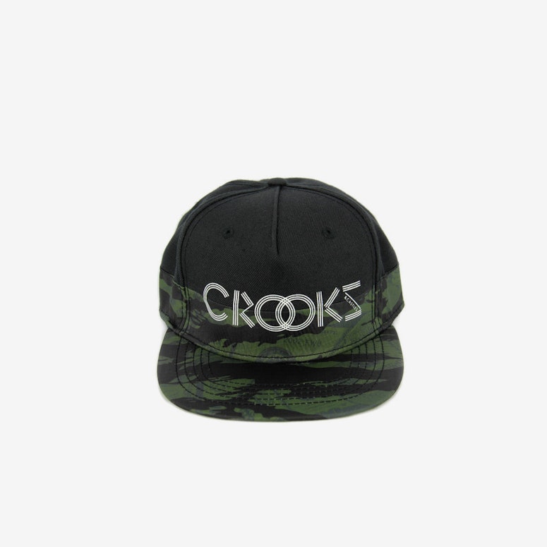 Currency Snapback Black Camo
