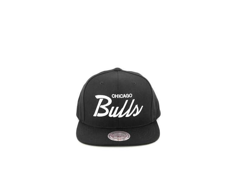 Bulls Basic Script Snapback Black