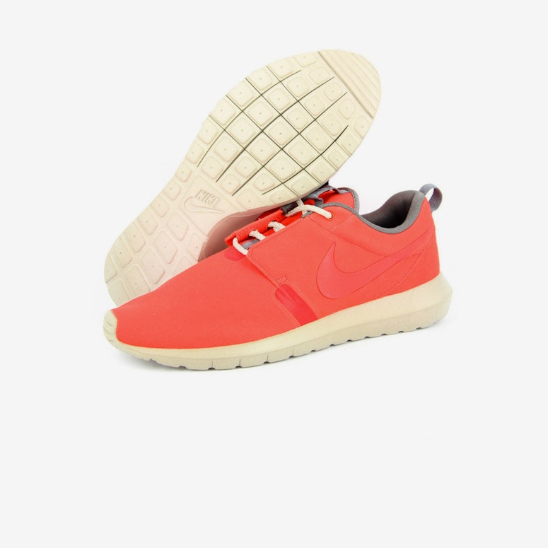Rosherun NM Crimson