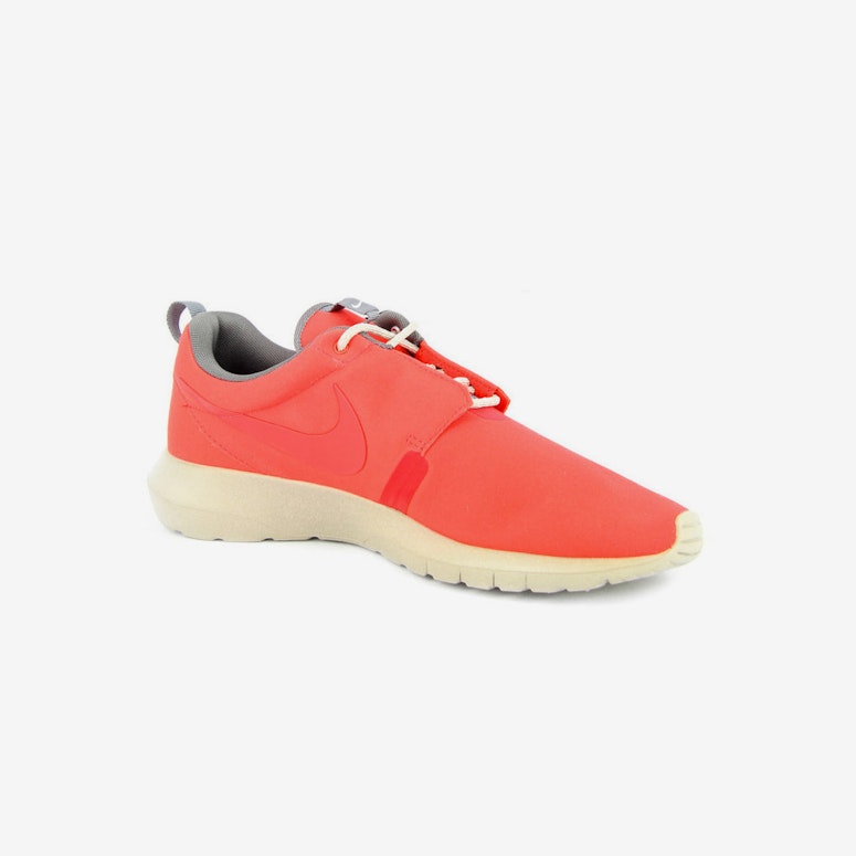 Rosherun NM Crimson