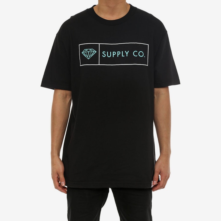 Boxed in Tee Black