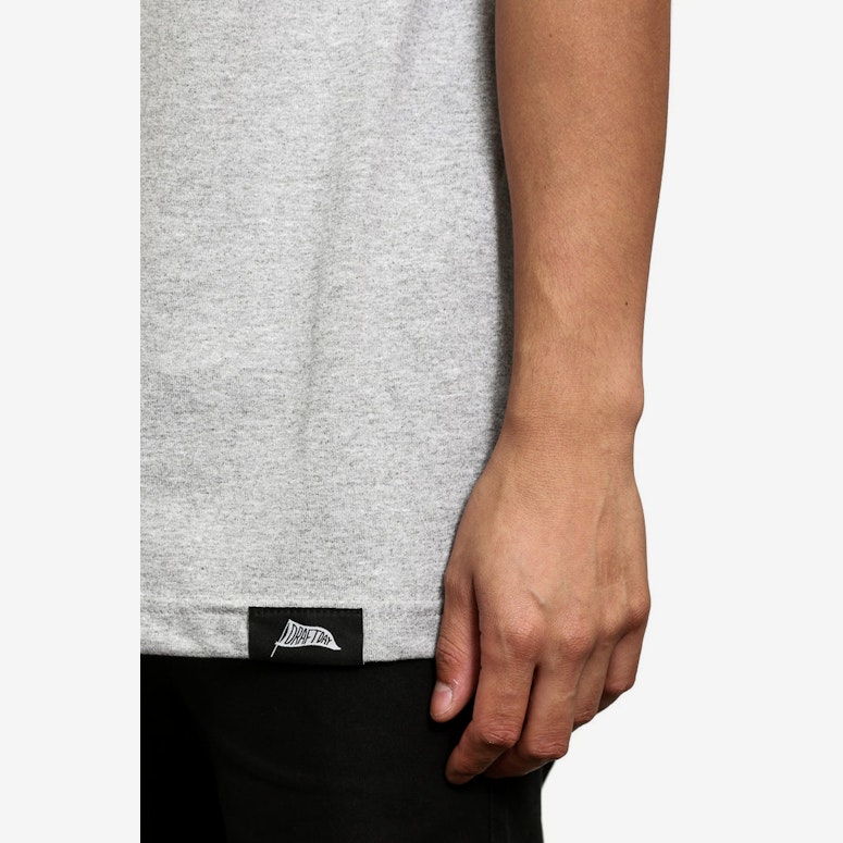 Carrying the Team SS T Heather Grey