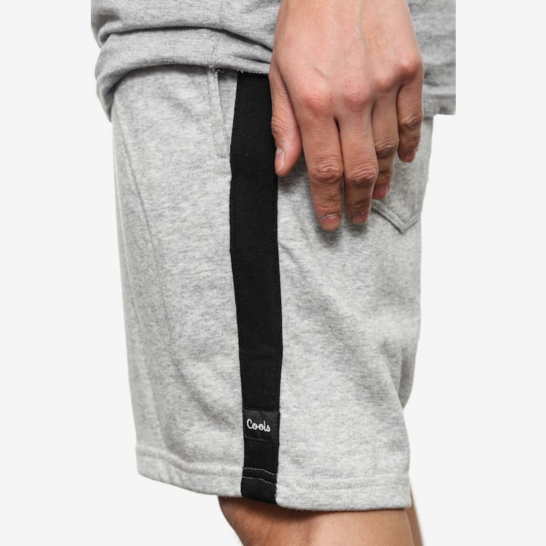 Weekend 18 Short Grey