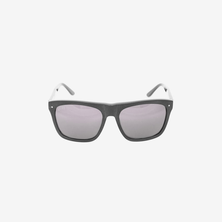 Cults Sunglasses Matte Black
