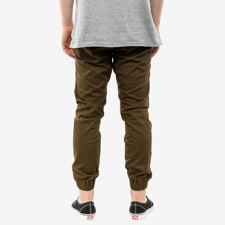 the Weekender Essentials Army Green