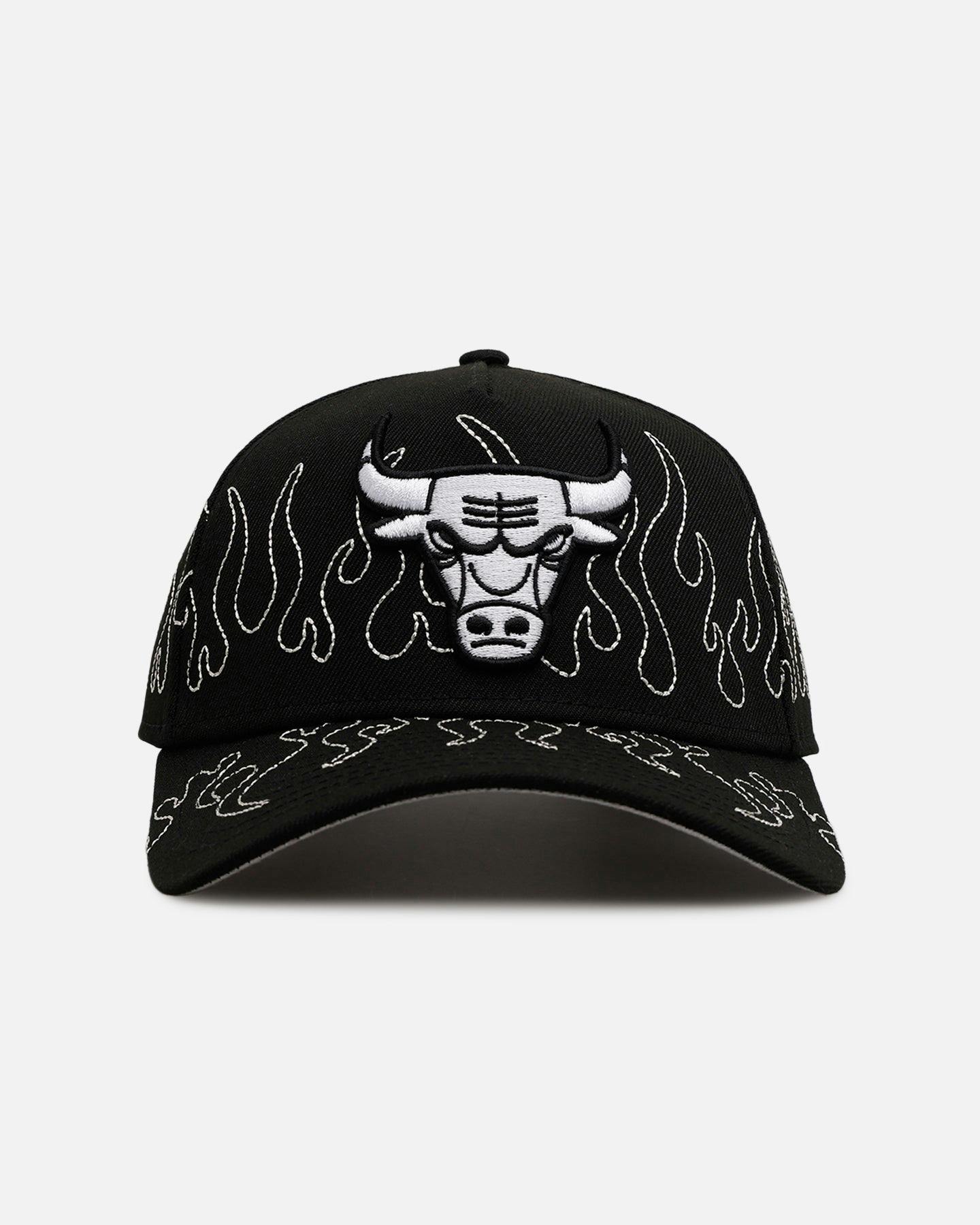 New Era Chicago Bulls 'Outline Flames' 9FORTY A-Frame Snapback Black