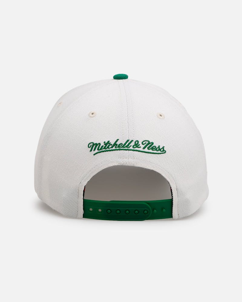 Mitchell & Ness Boston Celtics 'NBA Elite Finals' MVP Snapback Cream/Green thumbnail - 1