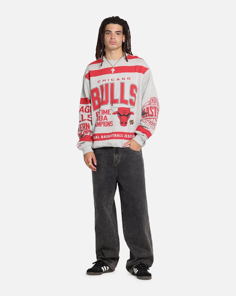Mitchell & Ness Chicago Bulls Letterform Crewneck Grey Marle/Official Team Color thumbnail - 1