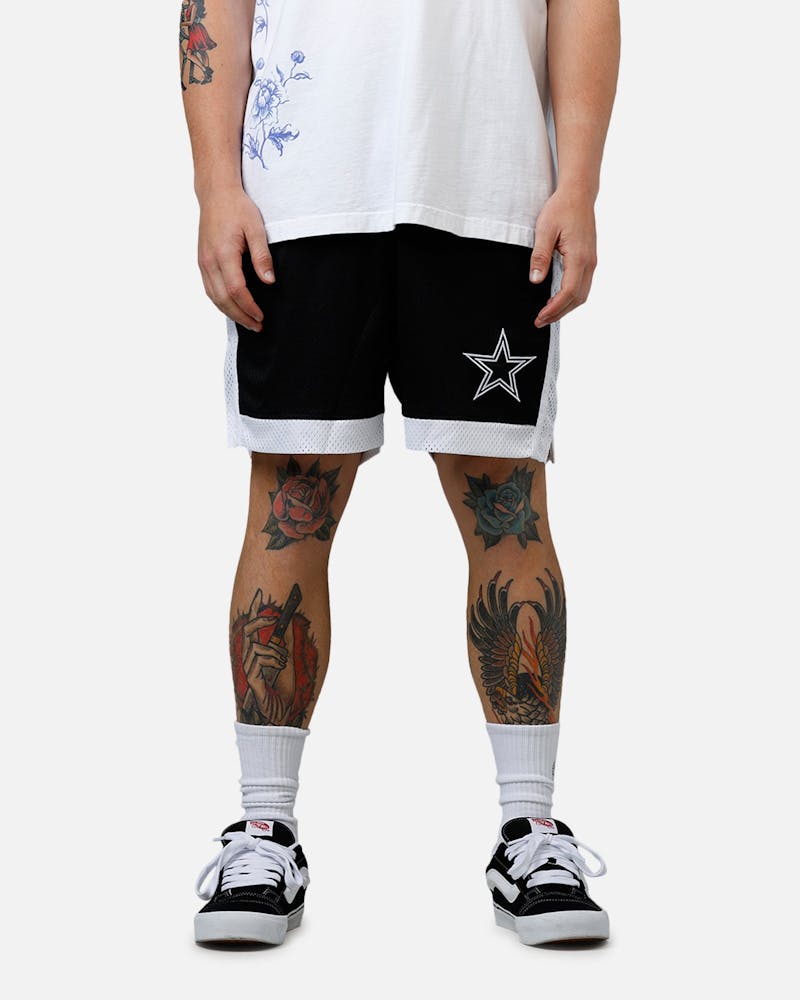 New Era Dallas Cowboys Sport Class Shorts Black/White thumbnail - 0