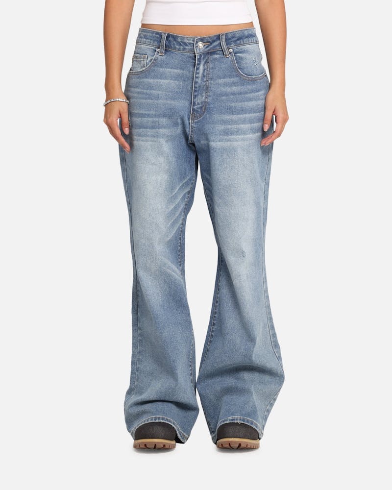 XXIII Game Play Flared Jeans Blue Denim thumbnail - 4