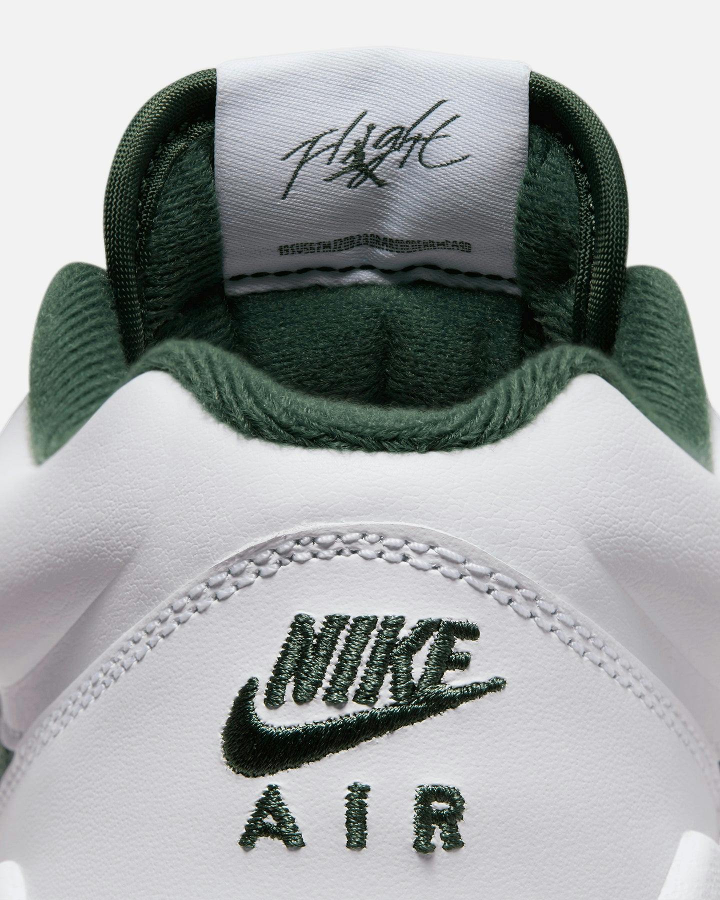 Jordan Women's Stadium 90 White/Galactic