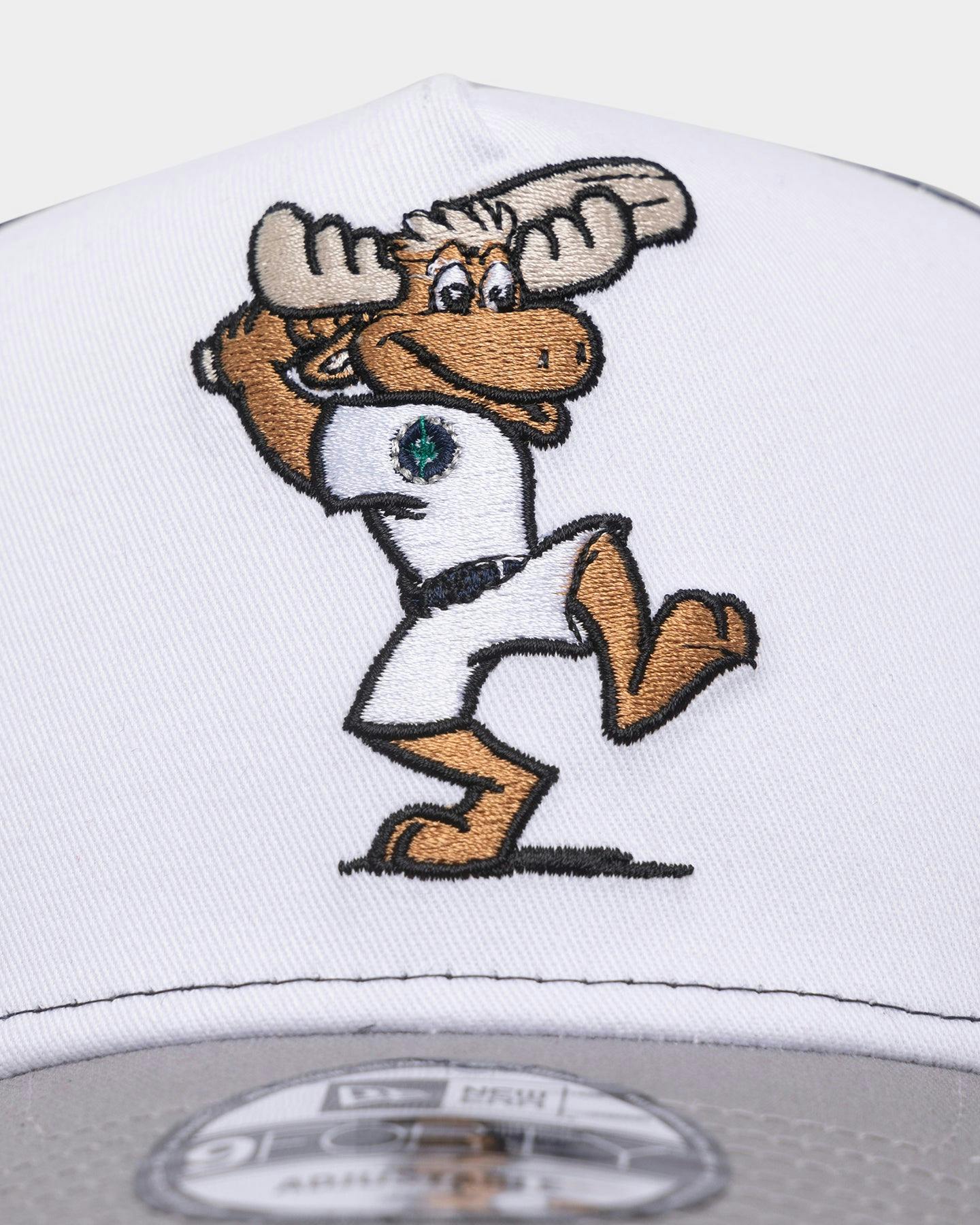 New Era Seattle Mariners 'Mascot Magic' Foam Front 9FORTY A-Frame Trucker Snapback White/Grey