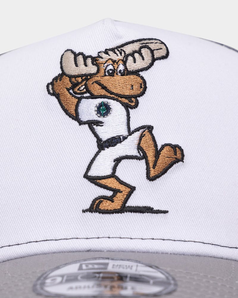 New Era Seattle Mariners 'Mascot Magic' Foam Front 9FORTY A-Frame Trucker Snapback White/Grey thumbnail - 4
