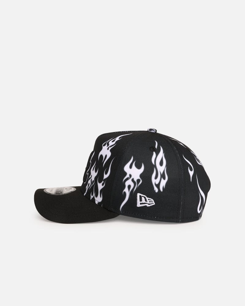 New Era Atlanta Braves 'Crown Flames' 9OFRTY A-Frame Snapback Black/White thumbnail - 3