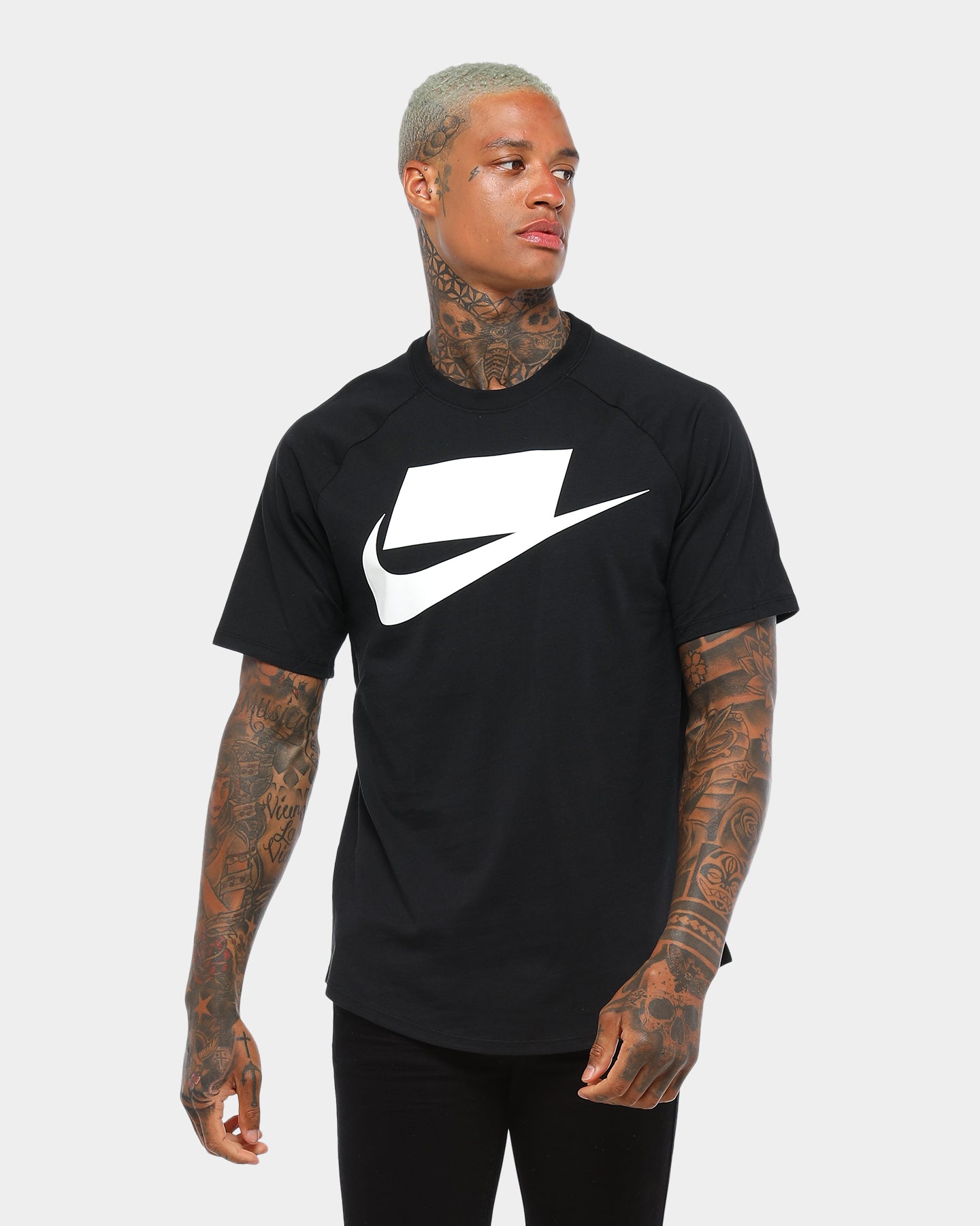 Nike Sportswear Tee Black/White | Culture Kings