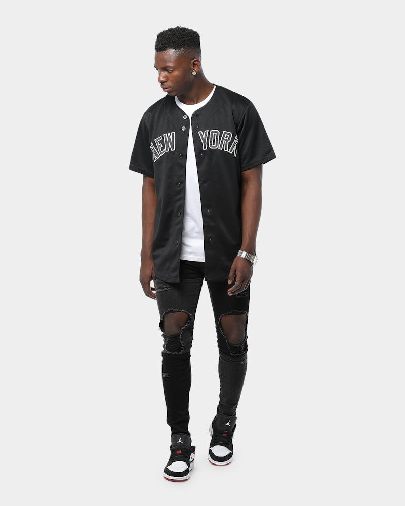 Majestic Athletic New York Yankees Replica Baseball Jersey Black