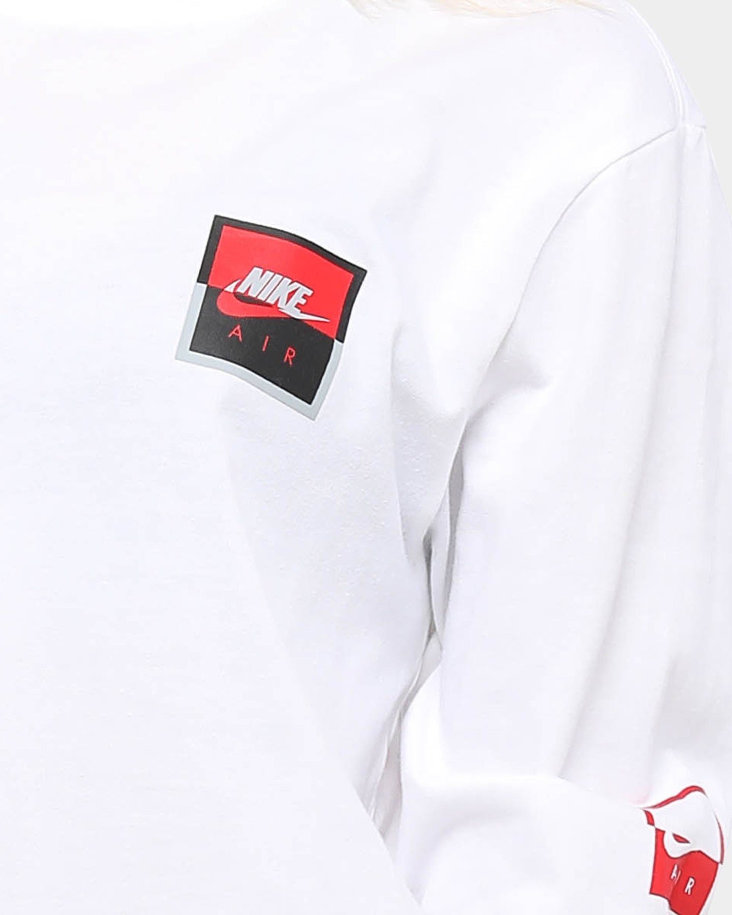 red and white nike long sleeve shirt