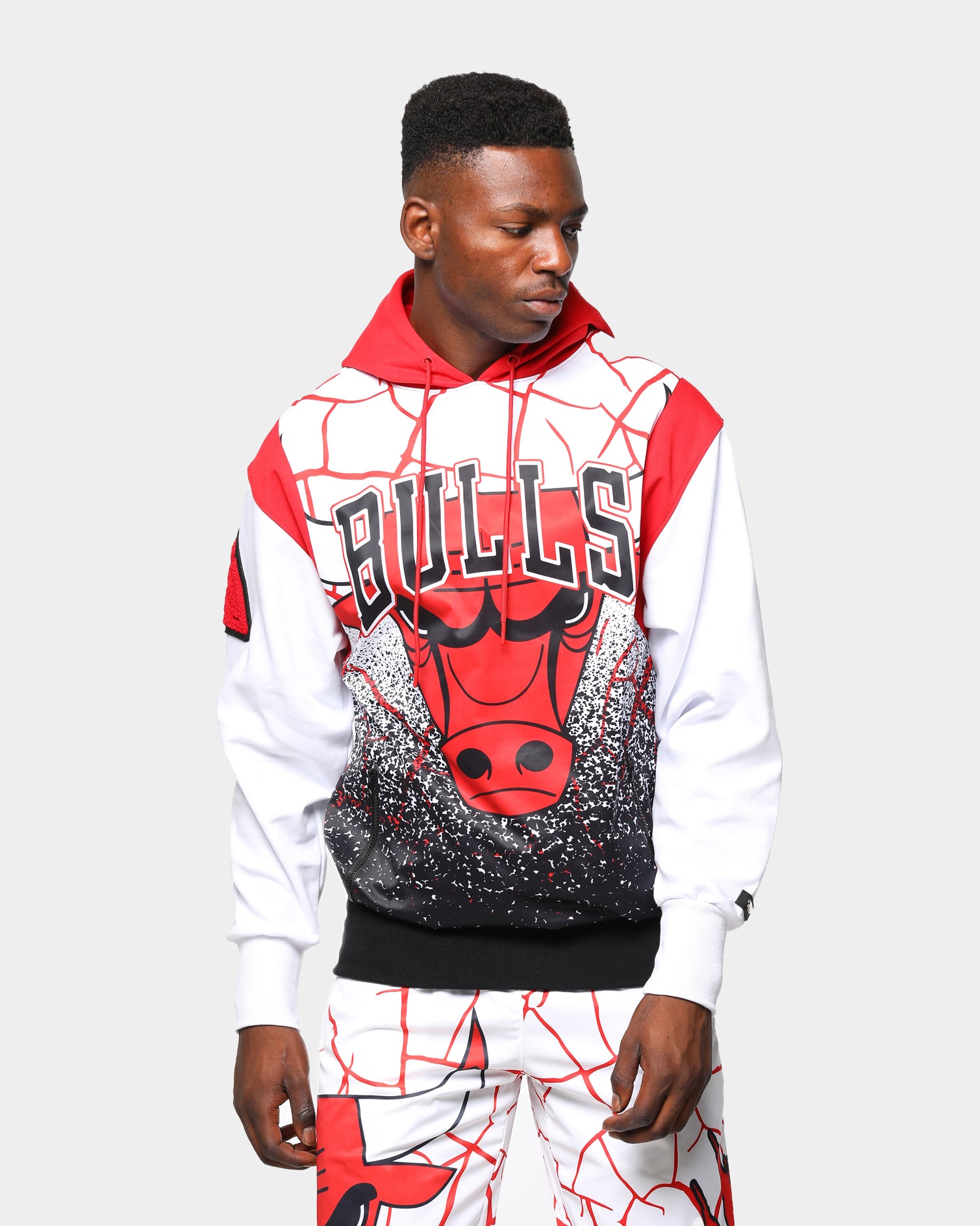 bulls crop top hoodie