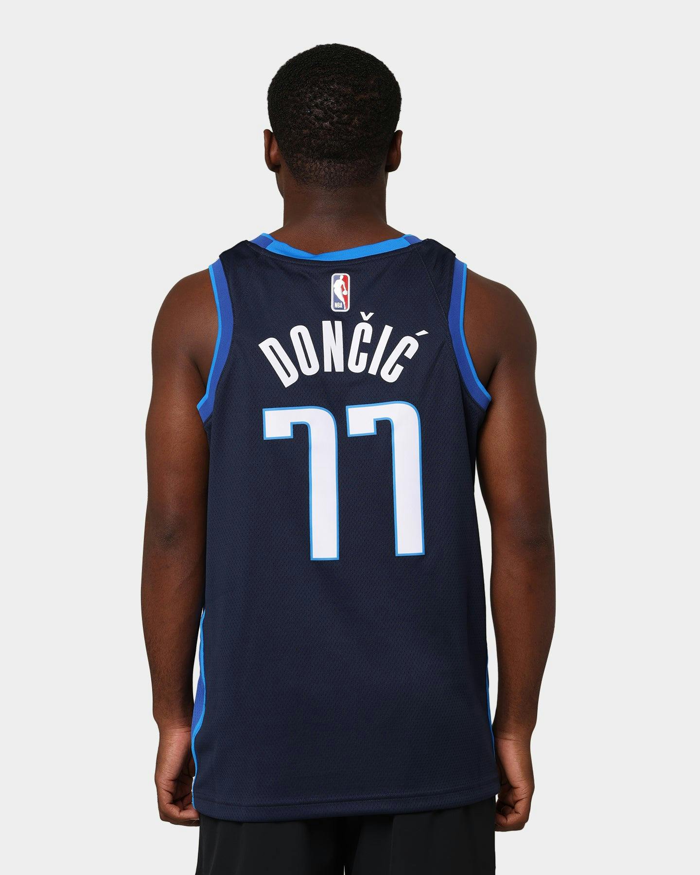 Nike Luka Dončić Dallas Mavericks #77 Swingman Jersey Navy/Gold ...