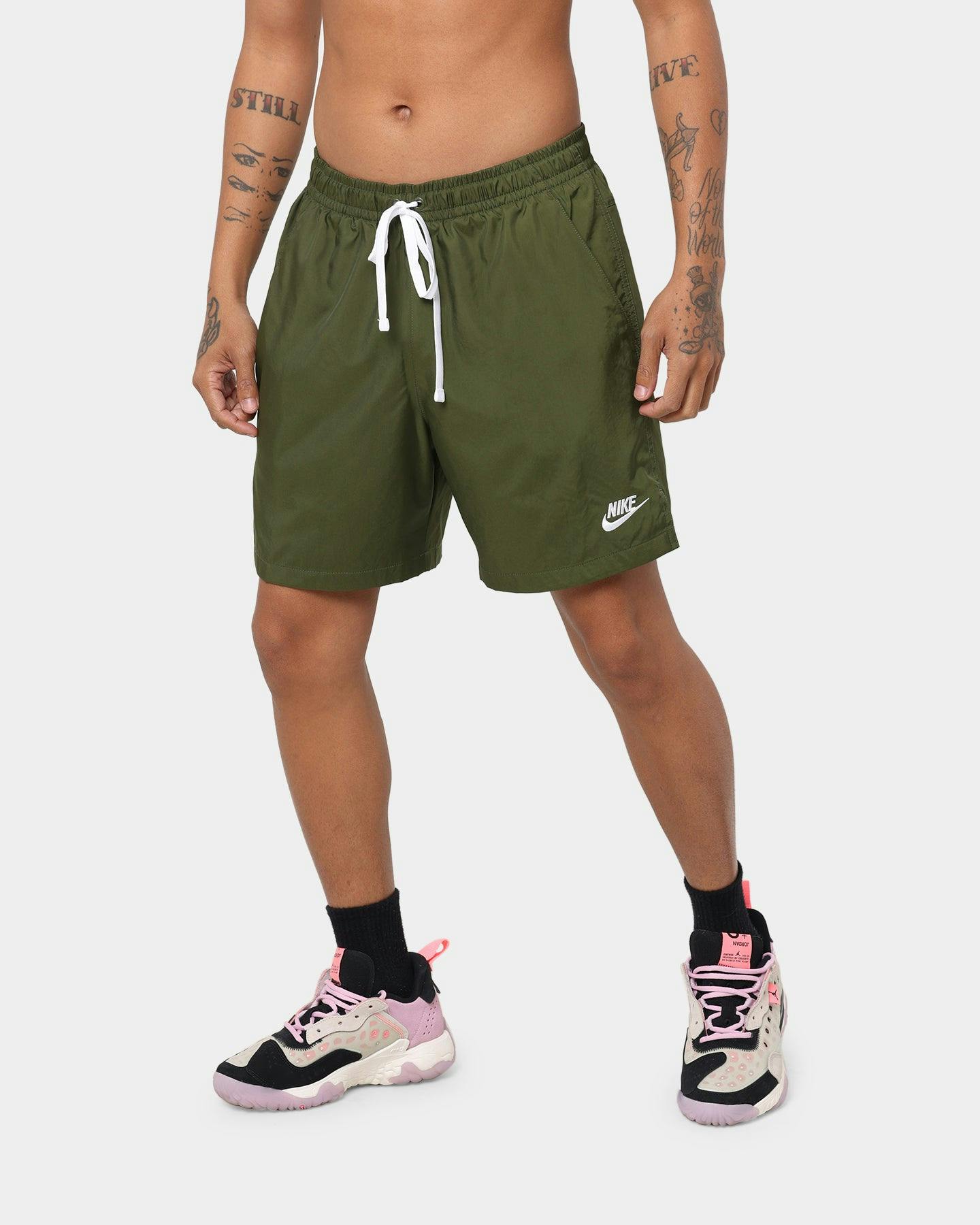 nike trend lined woven shorts