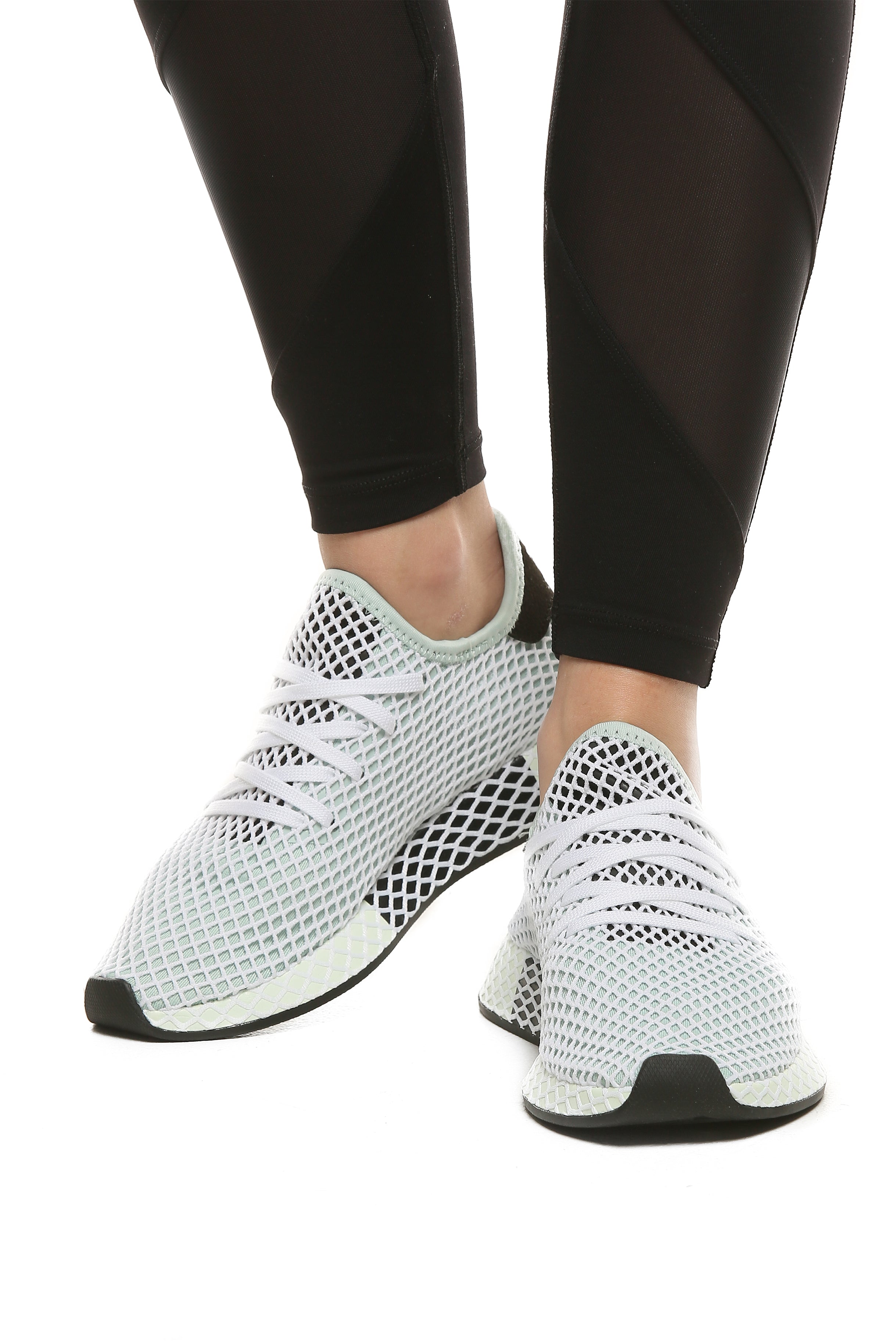 women's deerupt