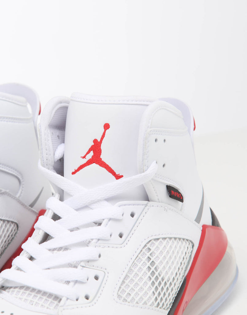 Jordan Air Jordan Mars 270 WHITEREFLECT SILVERFIRE REDBLACK Jordan Air Jordan Mars 270 WHITEREFLECT SILVERFIRE REDBLACK