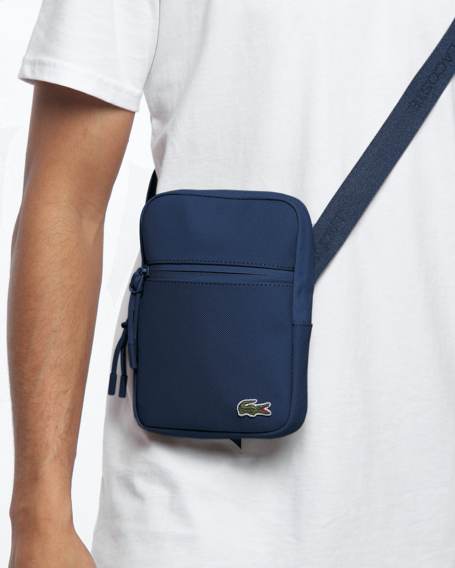 lacoste s flat crossover bag