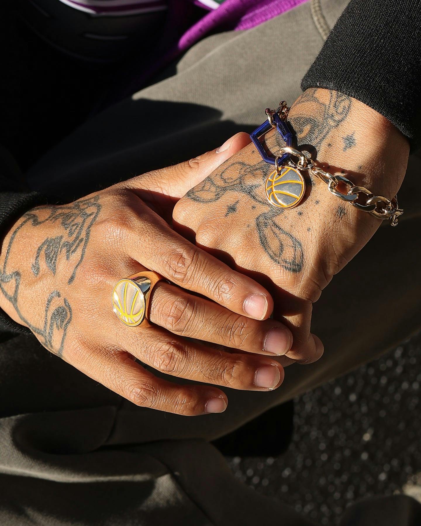 Wild For The Weekend Slam Dunk Basketball Ring (Medium) Gold Culture