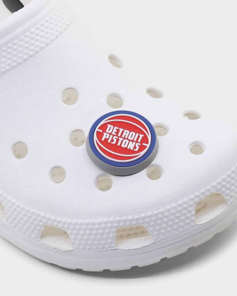 Crocs Detroit Pistons Logo Jibbitz Charm Original Team Colours thumbnail - 1