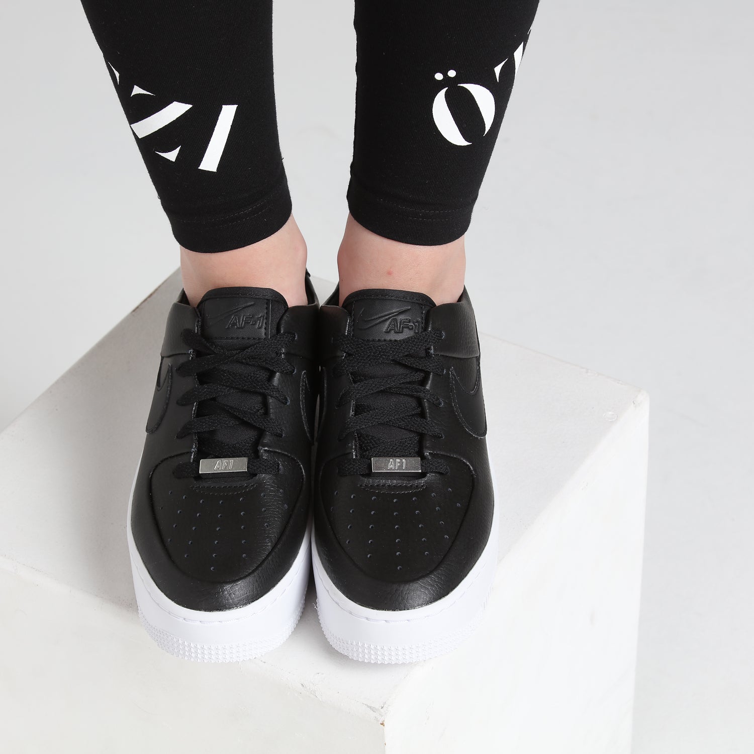 nike air force 1 sage low australia