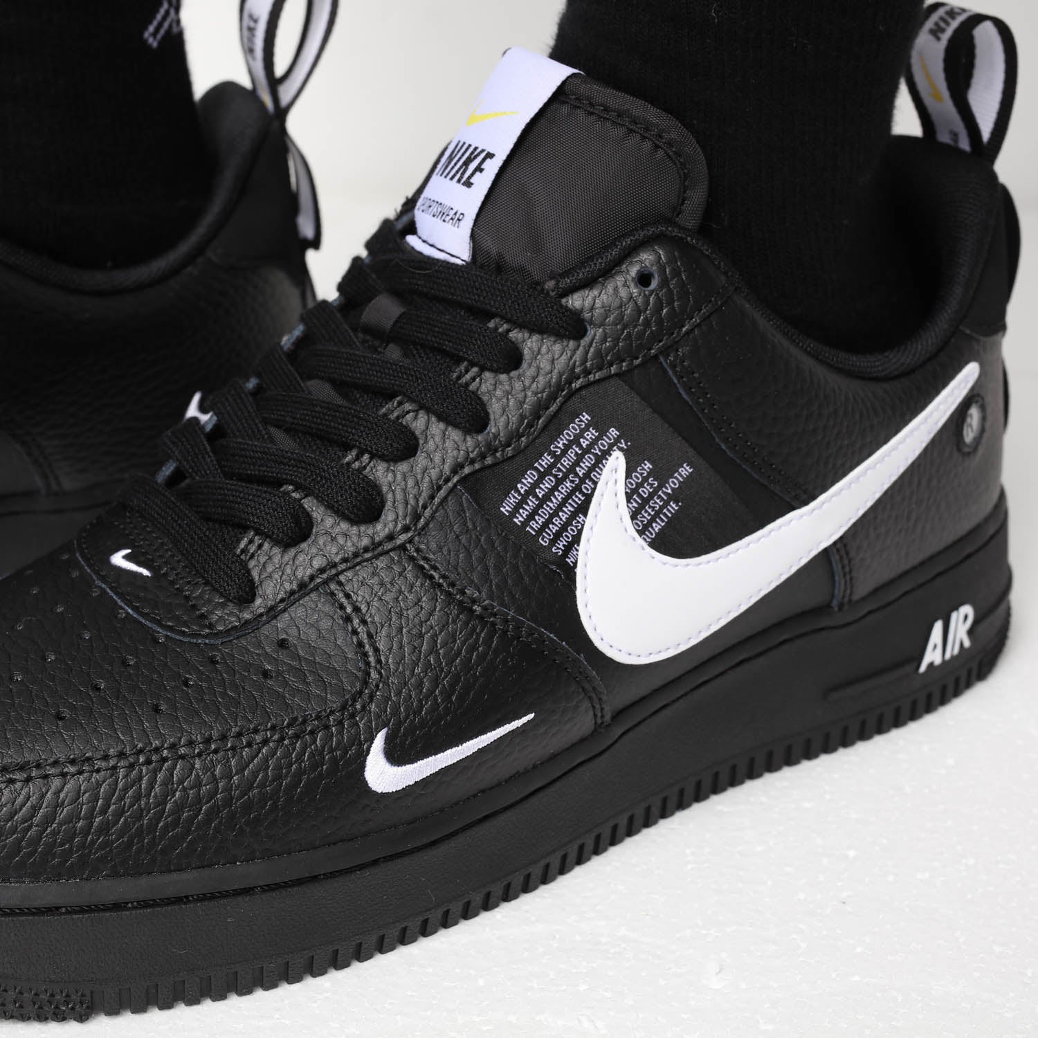 air force ones utility black