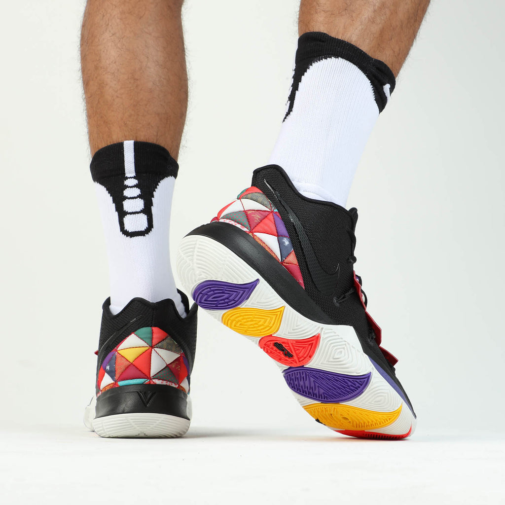 Nike Kyrie 5 Black/Black/White