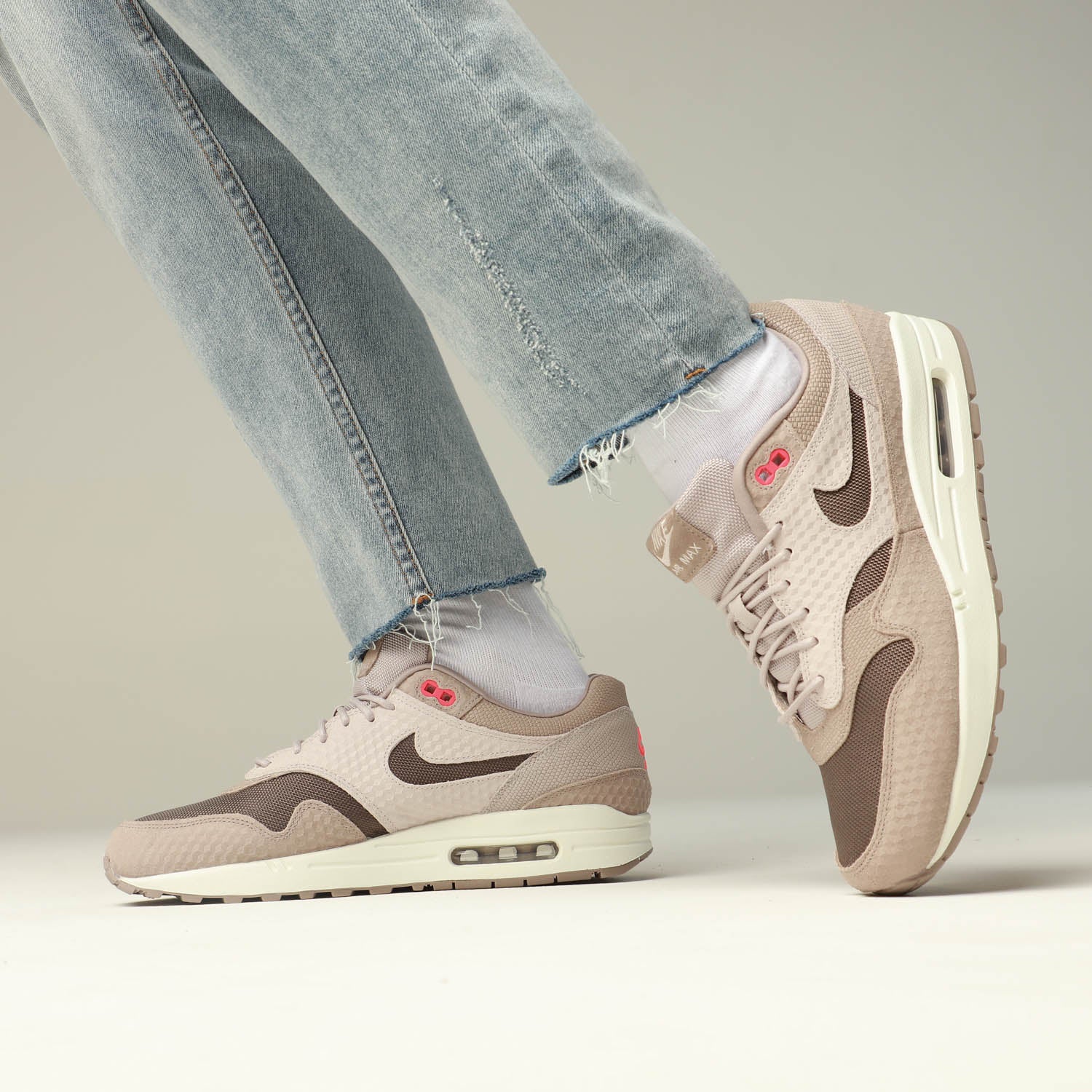air max 1 moon
