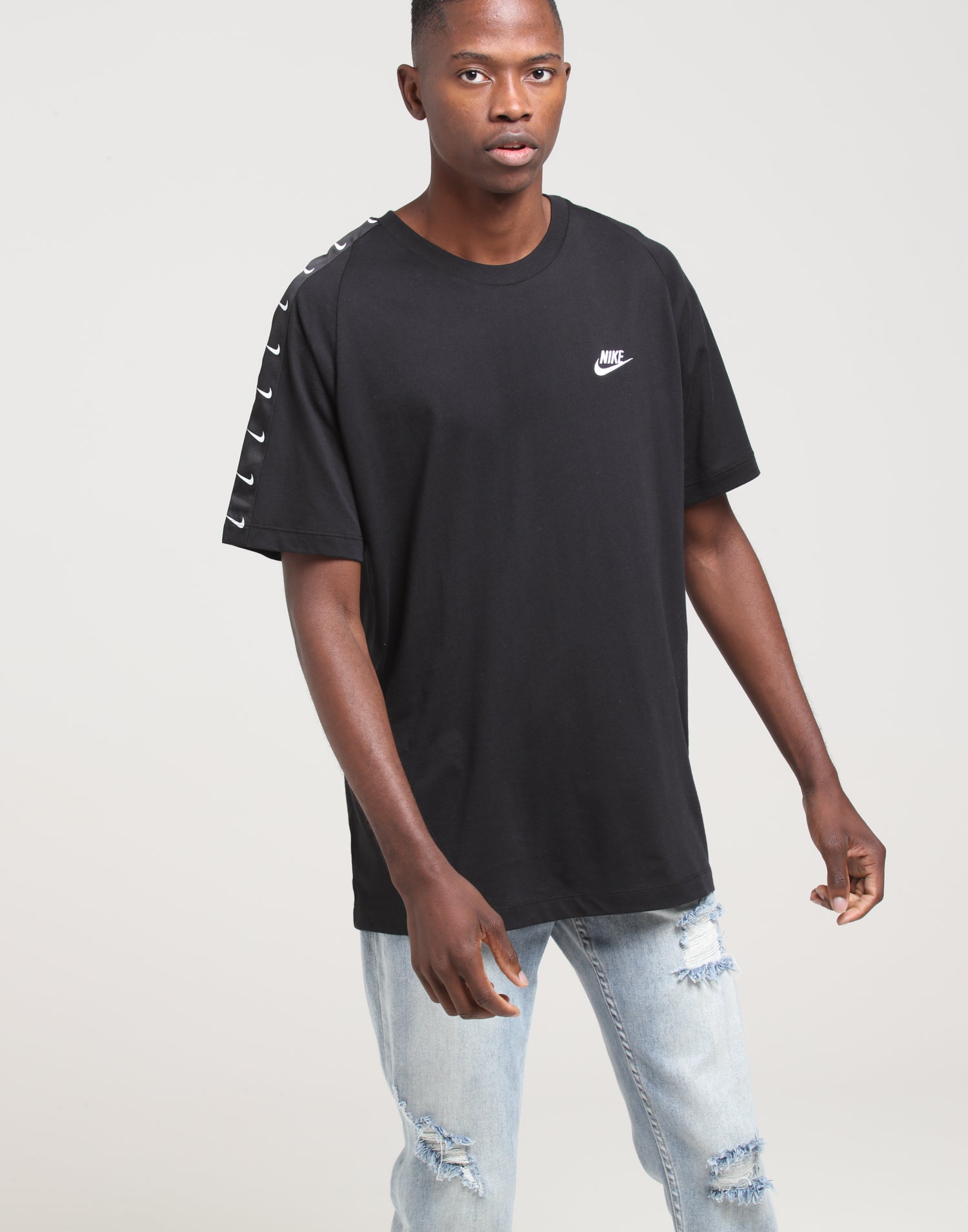nike tee-emb swoosh nike tee-emb swoosh