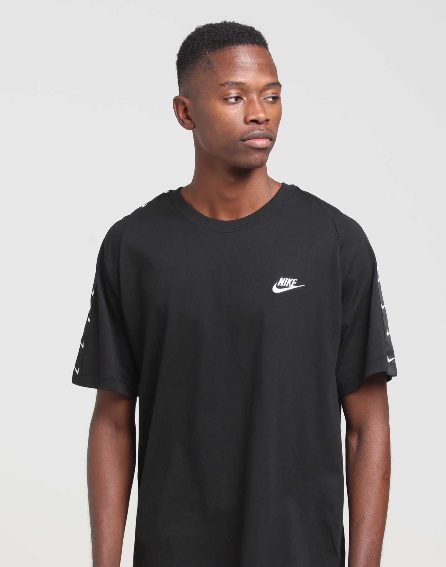 nike tee-emb swoosh nike tee-emb swoosh