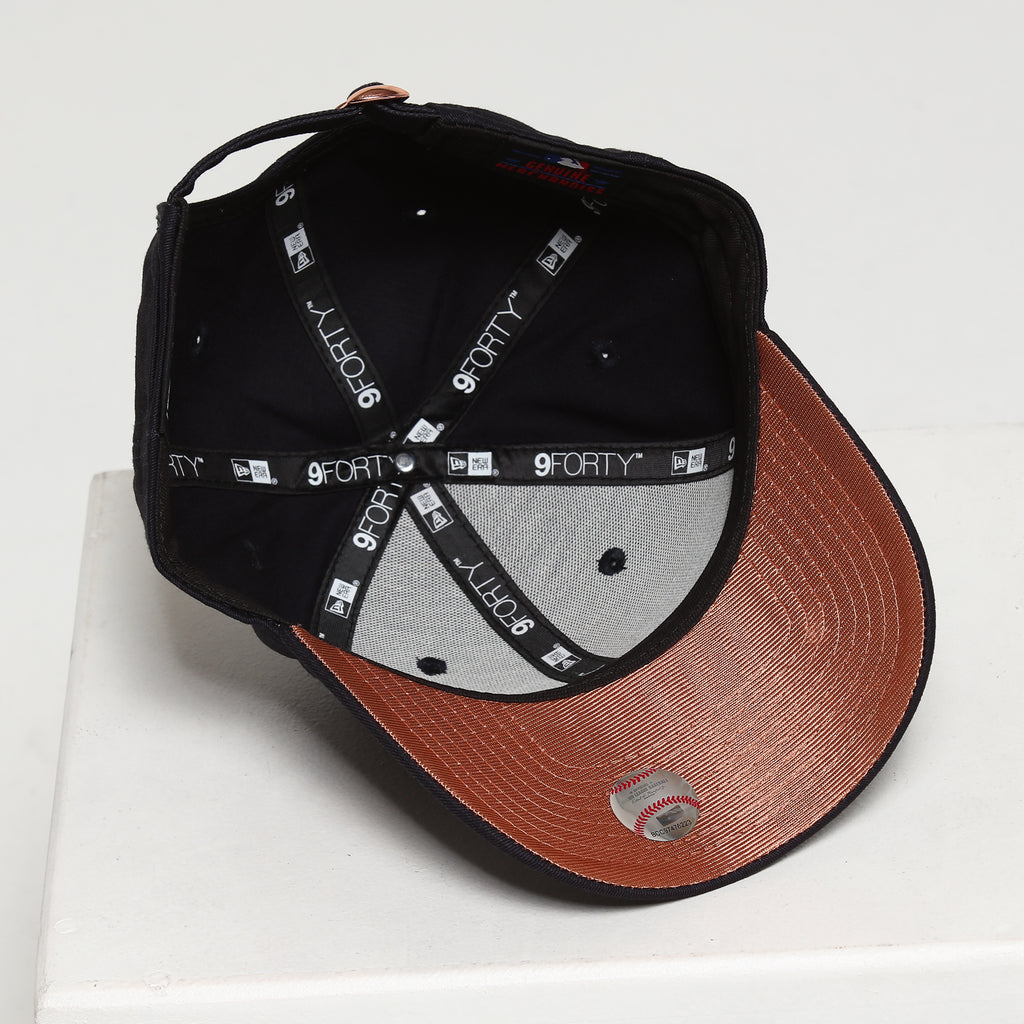 New Era Women's Boston Red Sox 9FORTY CS Strapback Navy